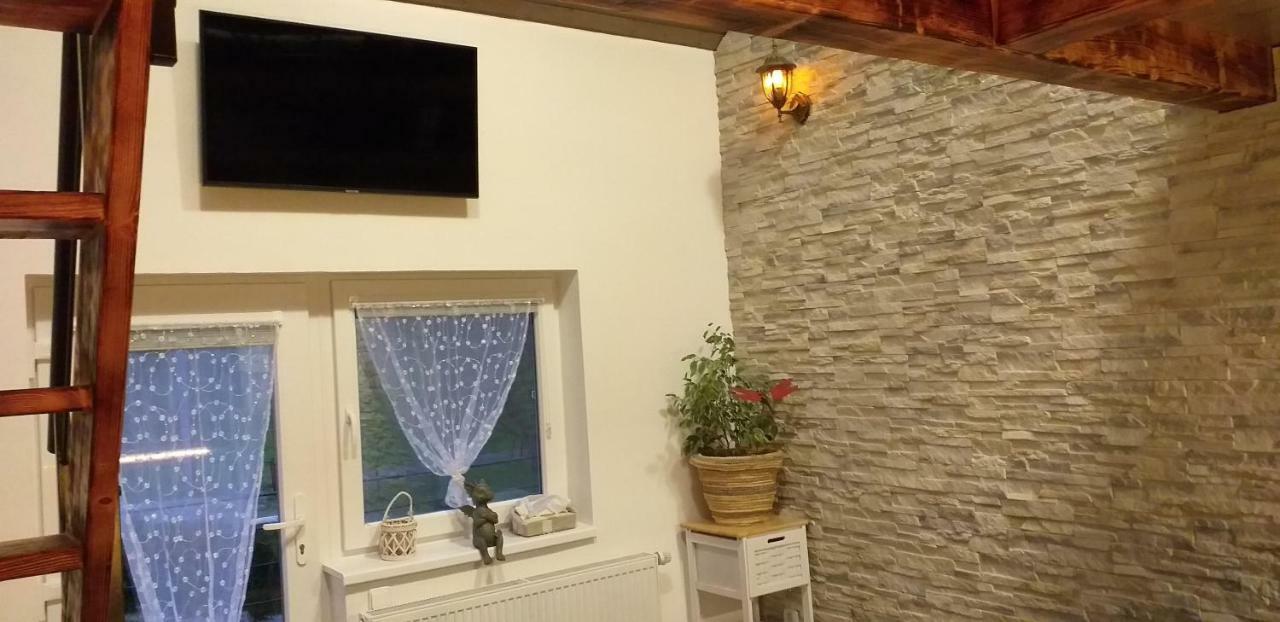 Apartman Draci Udoli 特鲁特诺夫 外观 照片